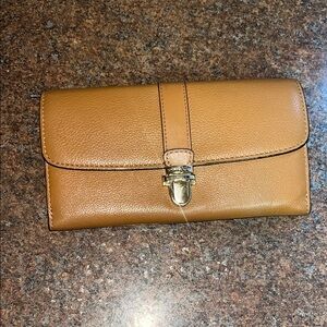Michael Kors Tan Leather Wallet with Gold Clasp